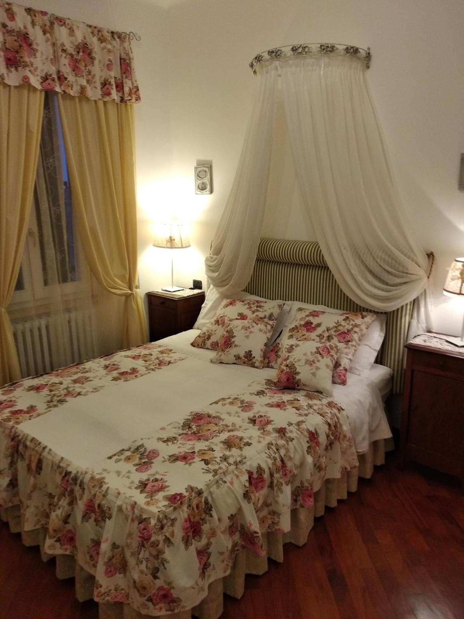 B&B Palazzo Mestichelli Boutique Palace Monteprandone Rom bilde